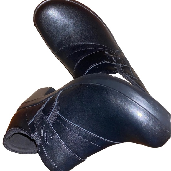 Clarks Womens Angie Pearl Leather Loafer Slip On Shoe Size 10 black NEW - Picture 6 of 9